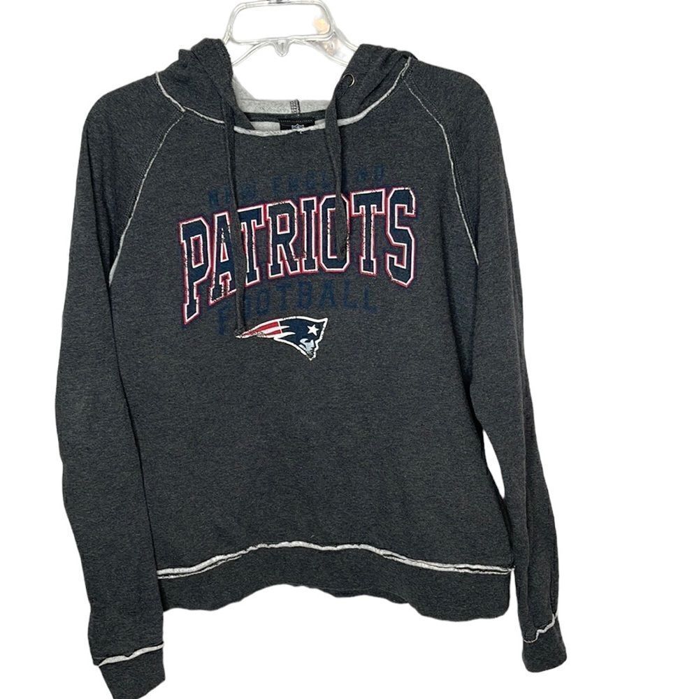 Team Apparel Patriots Hoodie Sweatshirt. Size Medium.